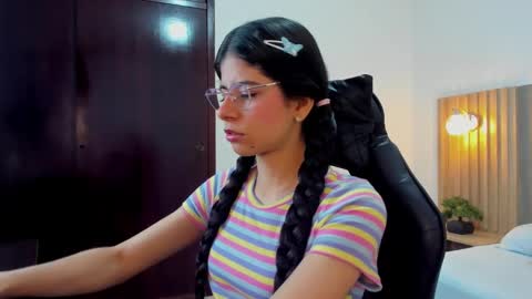 Snapshot of carlina_15 chatting on September 2025 12:16:01 PM C A R L I N A online show from September 2025 12:16:01 PM