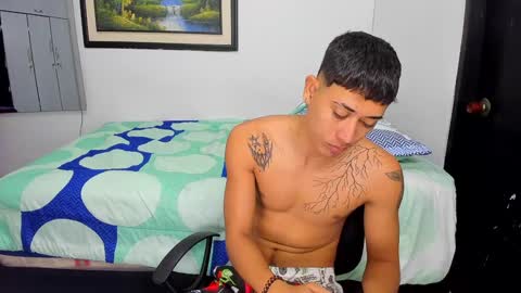 Snapshot of carlitosex09 chatting on December 2024 01:07:02 PM master online show from December 2024 01:07:02 PM