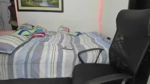 Snapshot of carlitosex09 chatting on January 2025 05:10:01 AM master online show from January 2025 05:10:01 AM