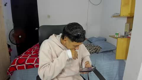 Snapshot of carlitosex09 chatting on January 2025 05:52:01 AM master online show from January 2025 05:52:01 AM