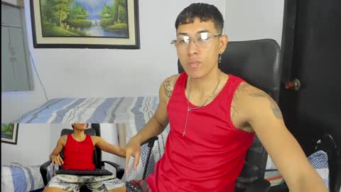 Snapshot of carlitosex09 chatting on January 2025 02:10:01 PM master online show from January 2025 02:10:01 PM