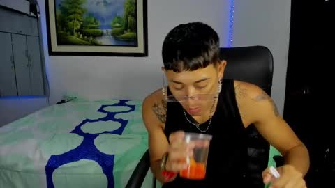 Snapshot of carlitosex09 chatting on February 2025 03:09:01 PM master online show from February 2025 03:09:01 PM