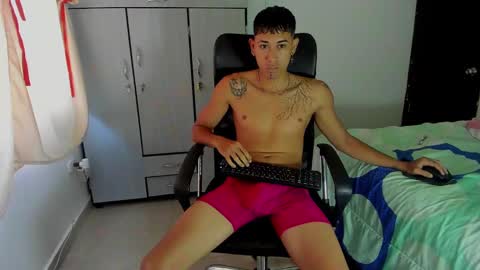 Snapshot of carlitosex09 chatting on February 2025 02:40:01 PM master online show from February 2025 02:40:01 PM