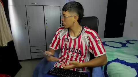 Snapshot of carlitosex09 chatting on February 2025 03:27:01 PM master online show from February 2025 03:27:01 PM