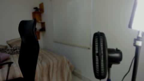 Snapshot of carlitosex09 chatting on September 2025 12:38:01 PM master online show from September 2025 12:38:01 PM