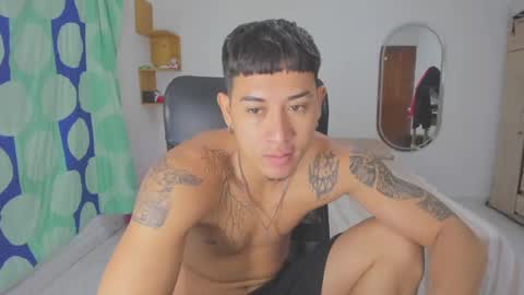 Snapshot of carlitosex09 chatting on October 2025 02:15:02 PM master online show from October 2025 02:15:02 PM