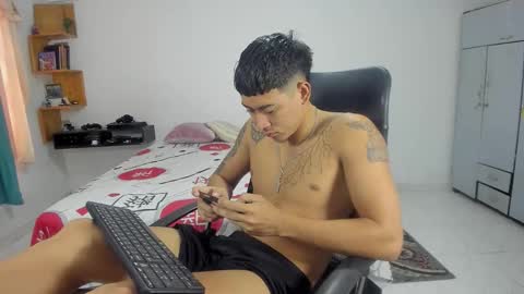 Snapshot of carlitosex09 chatting on October 2025 02:30:02 PM master online show from October 2025 02:30:02 PM