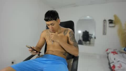 Snapshot of carlitosex09 chatting on November 2025 06:06:01 PM master online show from November 2025 06:06:01 PM