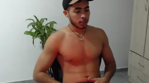 Carlitos online show from July 2026 03:37:01 AM
