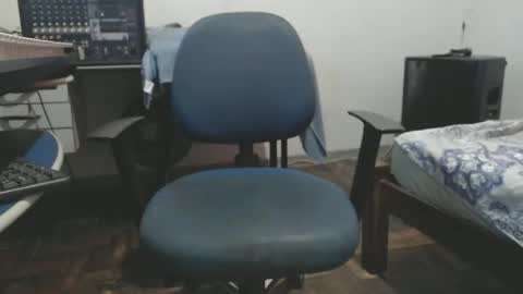 carlos online show from February 2026 09:22:01 PM