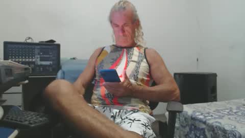 carlos online show from February 2026 10:27:01 PM