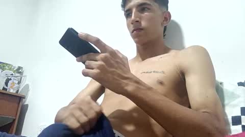 Snapshot of carlos682090 chatting on October 2025 04:24:02 AM carlos682090 online show from October 2025 04:24:02 AM