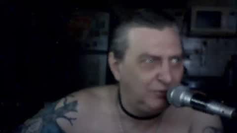 carlos712009 online show from April 2026 07:01:01 AM