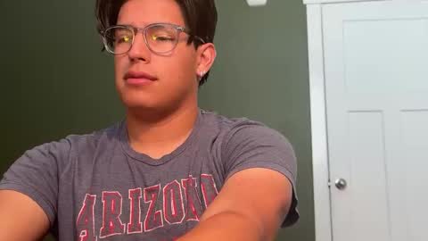 carlosjosecb2 online show from November 2025 05:46:01 PM