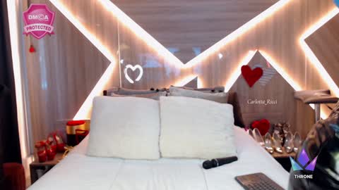 Snapshot of carlotta_ricci chatting on February 2025 05:14:01 PM Carla Carla I am sensual goddes and i was born for loveworshipping and enjoyment. online show from February 2025 05:14:01 PM