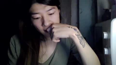 Snapshot of carlyjoy chatting on February 2025 04:53:01 PM CarlyJoy online show from February 2025 04:53:01 PM