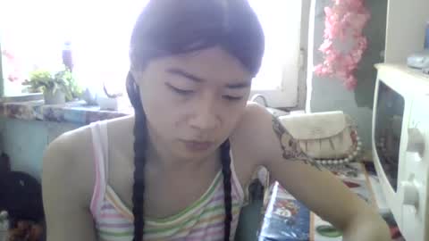 CarlyJoy online show from June 2026 10:35:01 AM