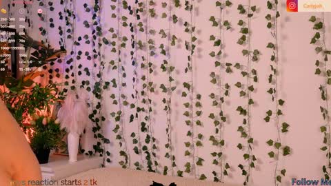 Snapshot of carlymilton chatting on January 2025 09:25:02 PM Carly online show from January 2025 09:25:02 PM
