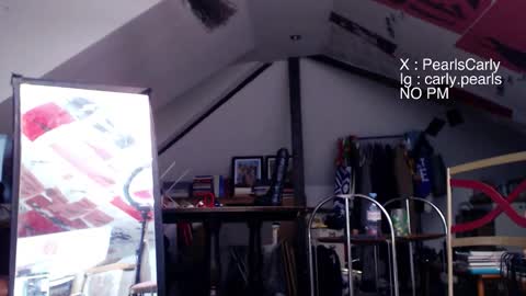 Carly Pearls online show from December 2025 04:03:02 PM