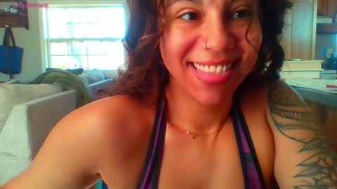 Carmen online show from December 2025 04:03:01 PM