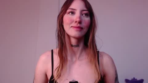 carmennrusso online show from May 2026 11:07:01 AM