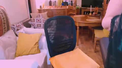 Snapshot of carmenrossi chatting on December 2024 04:34:01 PM Carmen online show from December 2024 04:34:01 PM