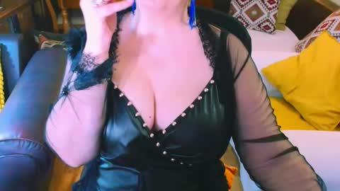 Snapshot of carmenrossi chatting on January 2025 09:08:02 AM Carmen online show from January 2025 09:08:02 AM