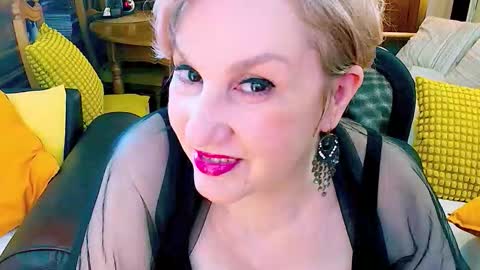 Carmen online show from February 2026 08:01:02 AM