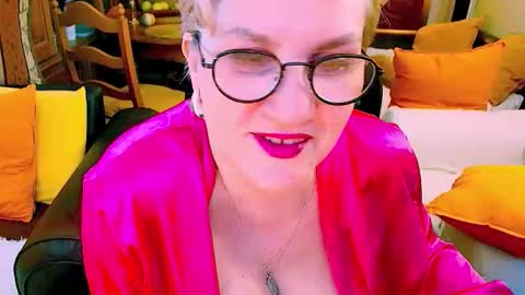 Snapshot of carmenrossi chatting on May 2026 07:49:02 AM Carmen online show from May 2026 07:49:02 AM