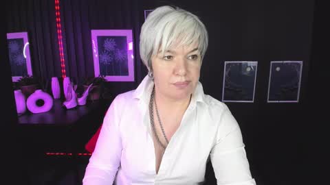 Carmen online show from February 2025 12:19:01 AM