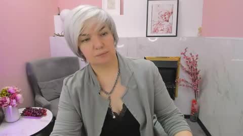 Carmen online show from April 2026 09:13:01 AM