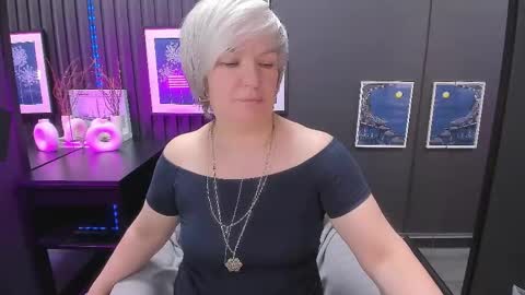 Carmen online show from May 2026 08:55:01 AM