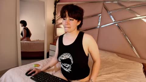 carmilla online show from February 2026 10:13:01 PM