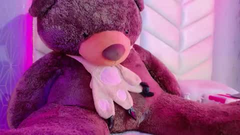 caro_adams1 online show from January 2026 11:37:02 AM