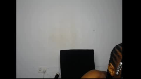 Snapshot of carobaby8 chatting on May 2026 06:20:02 AM caroline online show from May 2026 06:20:02 AM