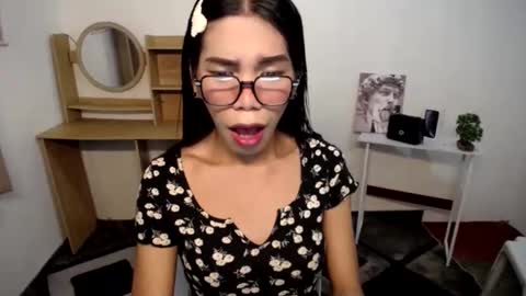 Carolina online show from December 2024 03:43:01 AM