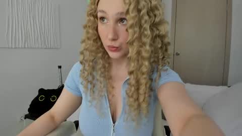 carol_may_ online show from May 2026 06:53:02 AM