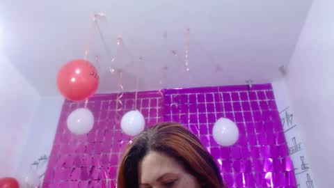 Carol Stonee online show from September 2025 02:08:01 PM