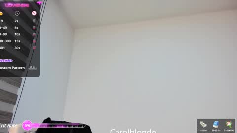 Snapshot of carolblonde chatting on February 2025 03:01:02 AM Char online show from February 2025 03:01:02 AM