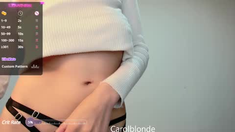 Snapshot of carolblonde chatting on March 2025 05:40:02 AM Char online show from March 2025 05:40:02 AM