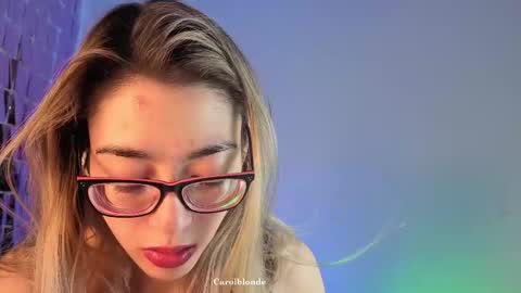 Char online show from December 2025 09:33:02 PM