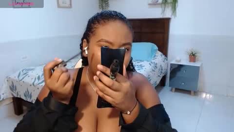 Snapshot of caroldelatorre chatting on September 2025 07:28:01 PM Carol de la torre online show from September 2025 07:28:01 PM