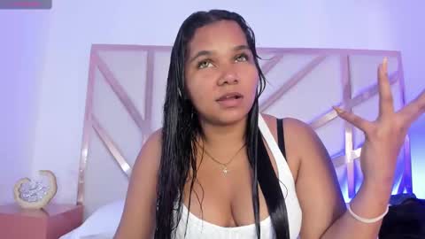 carolina evanss online show from September 2025 11:34:02 AM