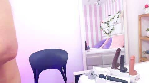 Snapshot of carolina_hernandez22 chatting on February 2025 03:49:02 PM Carolina online show from February 2025 03:49:02 PM