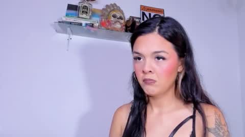 CarolinaM online show from November 2025 06:29:01 PM