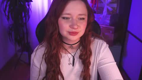 Snapshot of carolina_winter chatting on December 2024 09:50:02 AM Mira online show from December 2024 09:50:02 AM