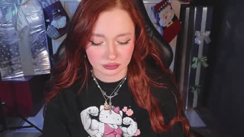 Snapshot of carolina_winter chatting on January 2025 08:32:02 AM Mira online show from January 2025 08:32:02 AM