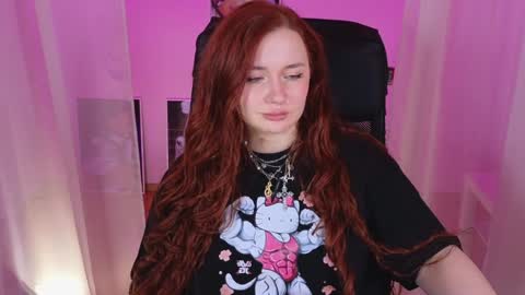 Snapshot of carolina_winter chatting on January 2025 06:06:02 AM Mira online show from January 2025 06:06:02 AM