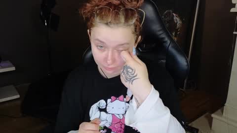 Snapshot of carolina_winter chatting on February 2025 05:52:02 AM Mira online show from February 2025 05:52:02 AM