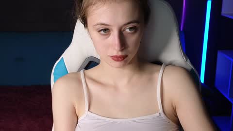 Snapshot of carolinaares chatting on December 2024 04:18:01 AM Carolina online show from December 2024 04:18:01 AM